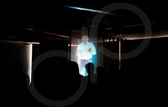 Pantalla Holográfica 180° de 100″